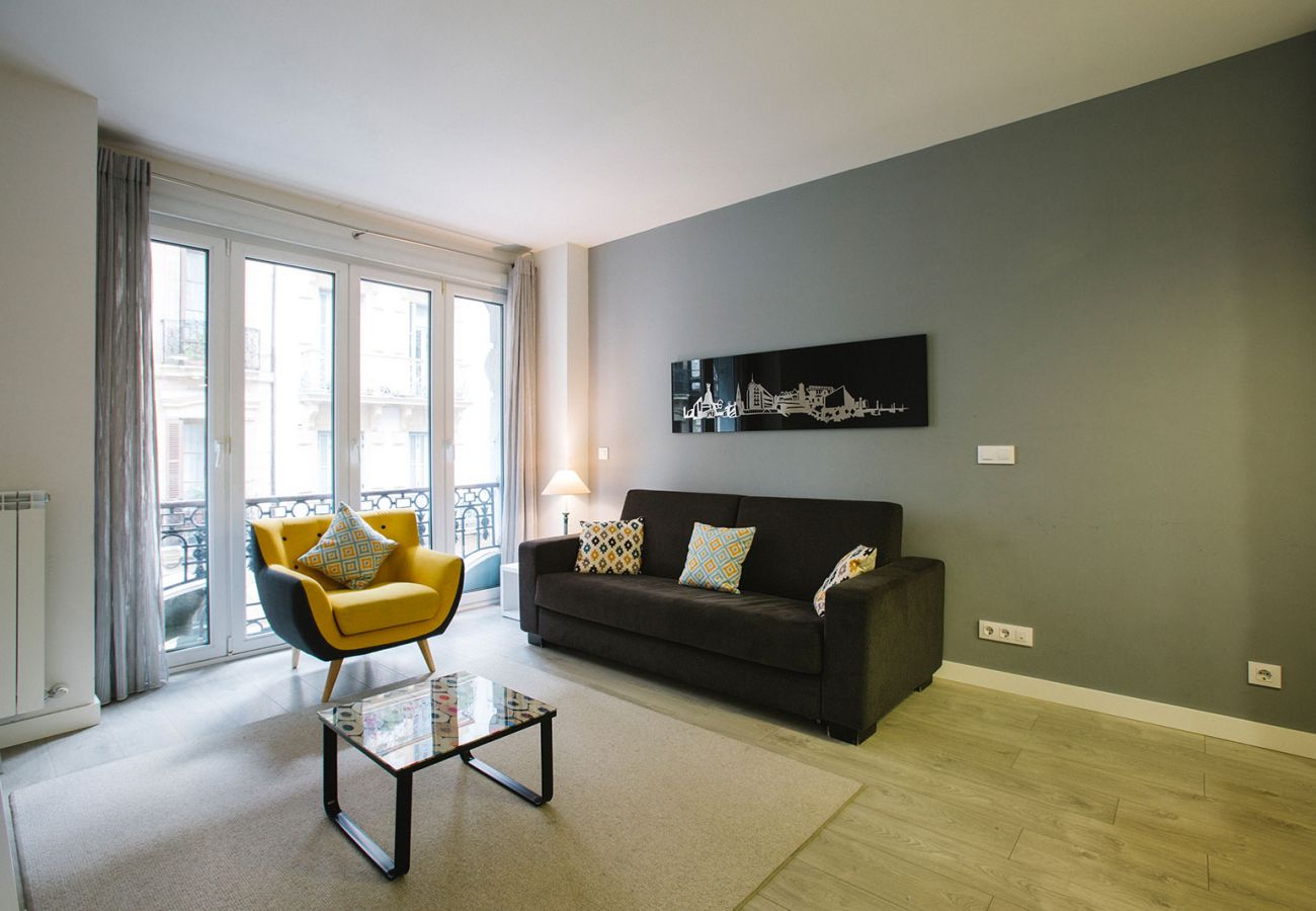 Apartment in San Sebastián - 5 Getaria A , super central spacious apartment