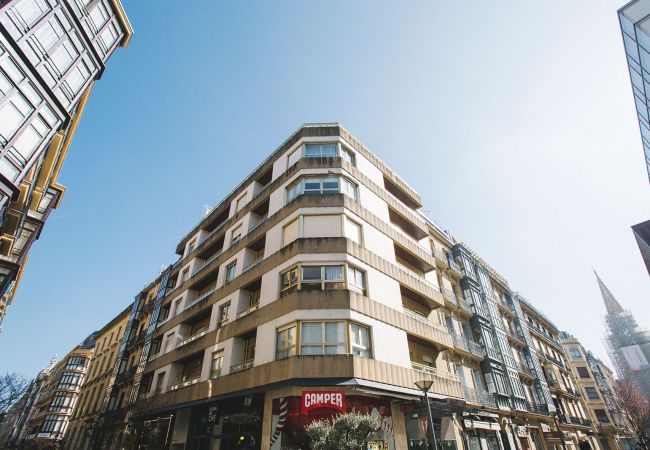 Apartment in San Sebastián - E 2 BEDROOM FAMILY APARTMENT SAN MARCIAL 33 Apartment in San Sebastián - E 2 BEDROOM FAMILY APARTMENT SAN MARCIAL 33