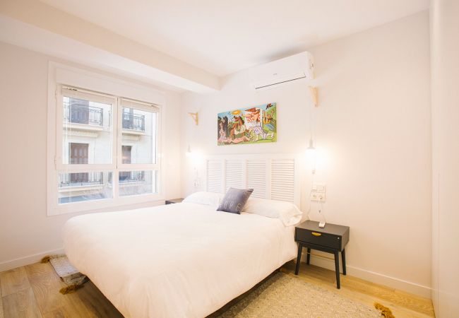 Apartment in San Sebastián - E 2 BEDROOM FAMILY APARTMENT SAN MARCIAL 33 Apartment in San Sebastián - E 2 BEDROOM FAMILY APARTMENT SAN MARCIAL 33