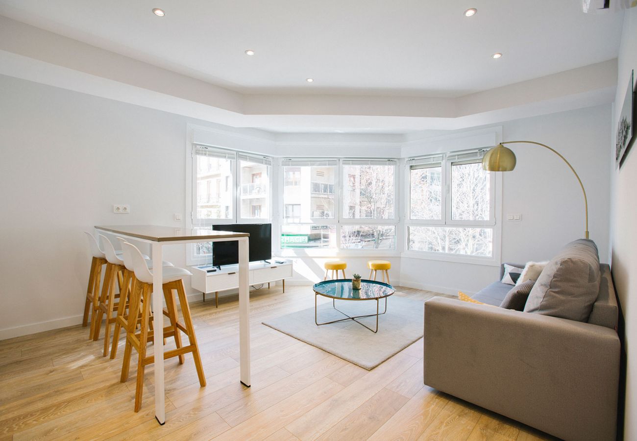 Apartment in San Sebastián - E 2 BEDROOM FAMILY APARTMENT SAN MARCIAL 33 Apartment in San Sebastián - E 2 BEDROOM FAMILY APARTMENT SAN MARCIAL 33
