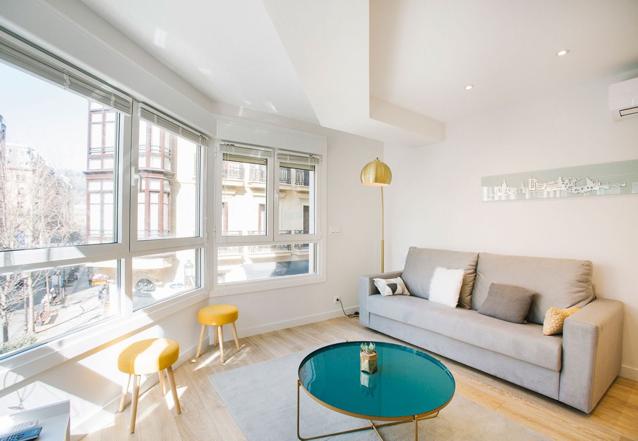 Apartment in San Sebastián - E 2 BEDROOM FAMILY APARTMENT SAN MARCIAL 33 Apartment in San Sebastián - E 2 BEDROOM FAMILY APARTMENT SAN MARCIAL 33