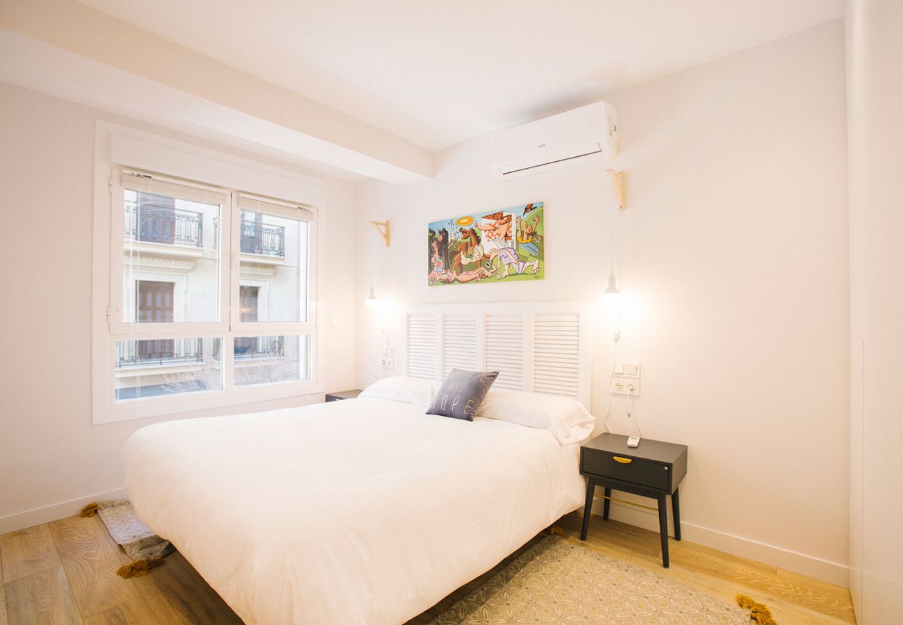 Apartment in San Sebastián - E 2 BEDROOM FAMILY APARTMENT SAN MARCIAL 33 Apartment in San Sebastián - E 2 BEDROOM FAMILY APARTMENT SAN MARCIAL 33
