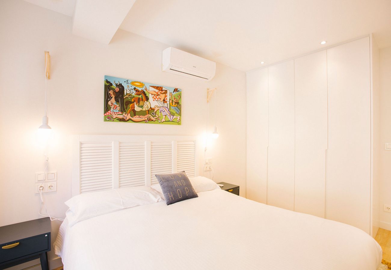 Apartment in San Sebastián - E 2 BEDROOM FAMILY APARTMENT SAN MARCIAL 33 Apartment in San Sebastián - E 2 BEDROOM FAMILY APARTMENT SAN MARCIAL 33